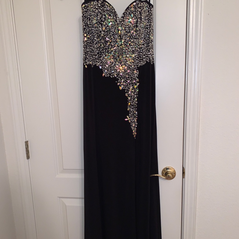 Ruby Rox Prom Dress - Picture 2 of 6